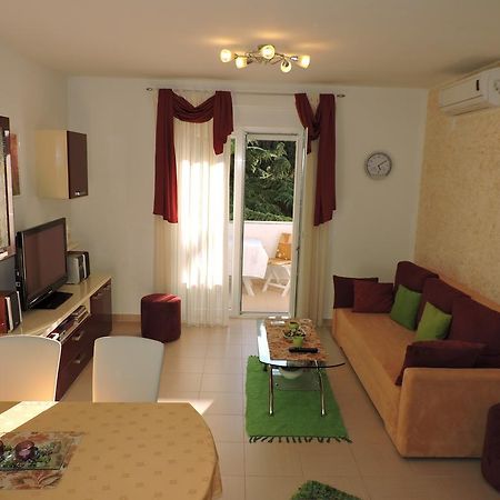 Apartman Legin Fažana Eksteriør billede